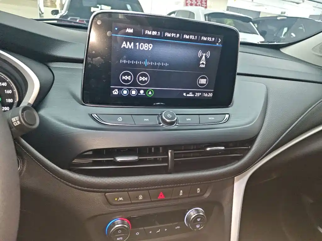 Buick Encore — миниатюра 13