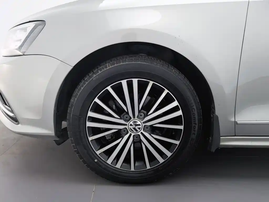 Volkswagen Sagitar — миниатюра 17