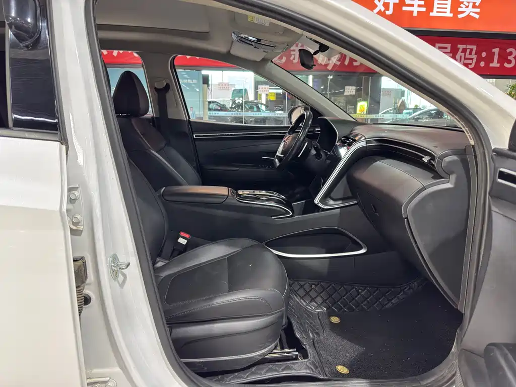 Hyundai Tucson — миниатюра 10