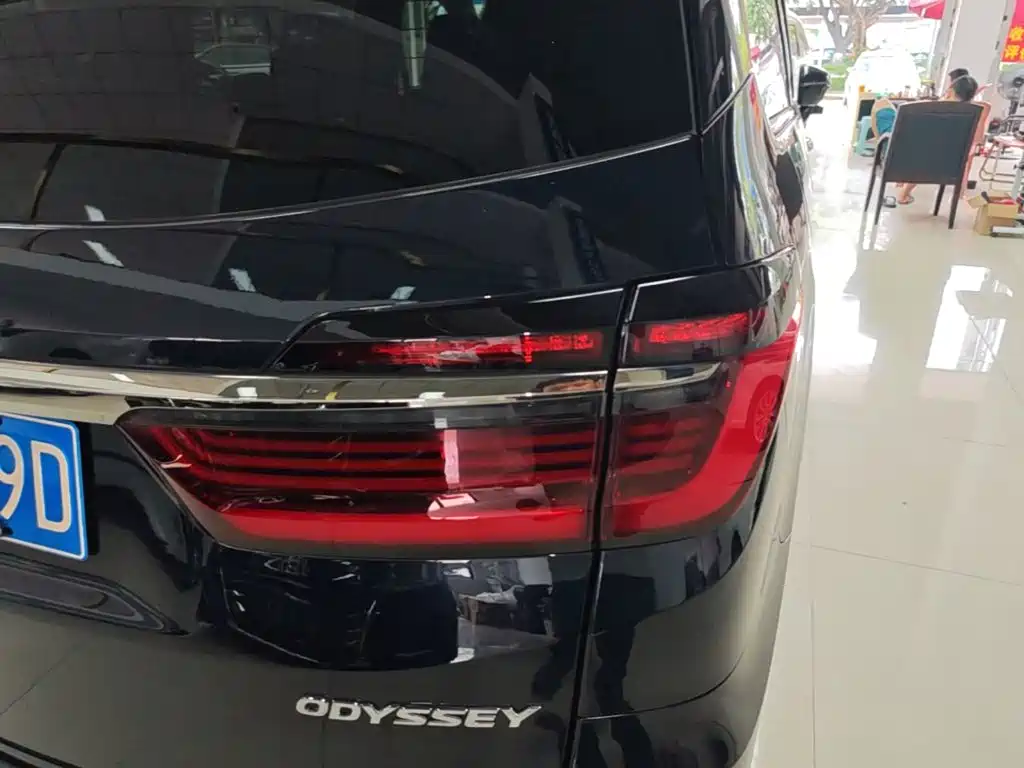 Honda Odyssey — миниатюра 8