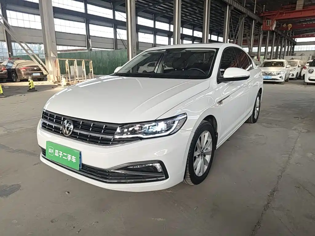 Volkswagen Bora — миниатюра 2