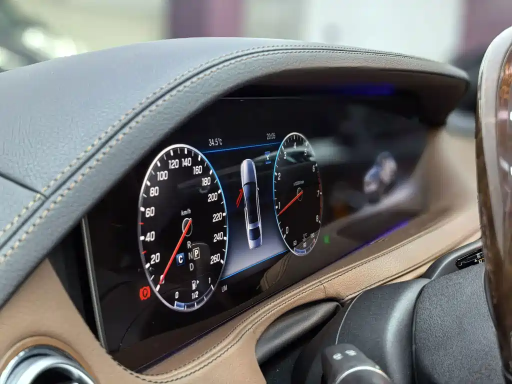 Mercedes-Benz S-Class — миниатюра 16