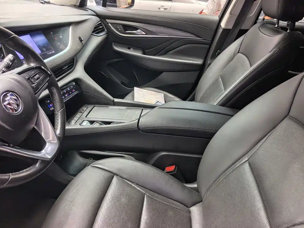 Buick Enclave — миниатюра 10