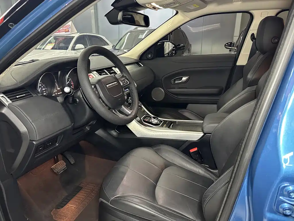 Land Rover Evoque — миниатюра 8