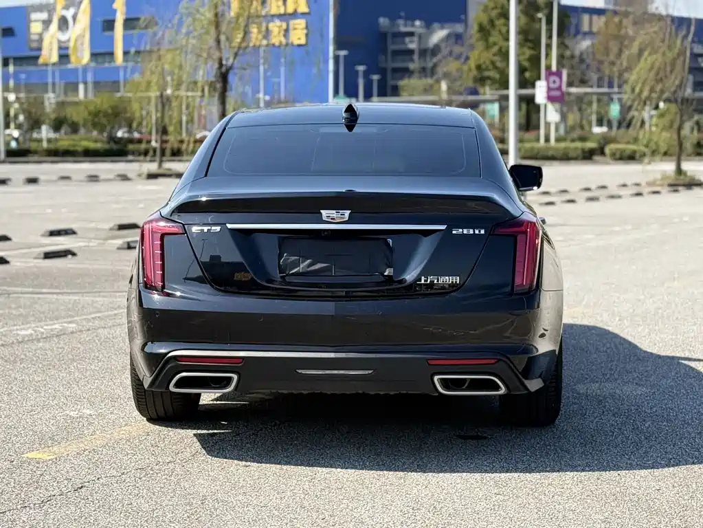 Cadillac CT5 — миниатюра 6