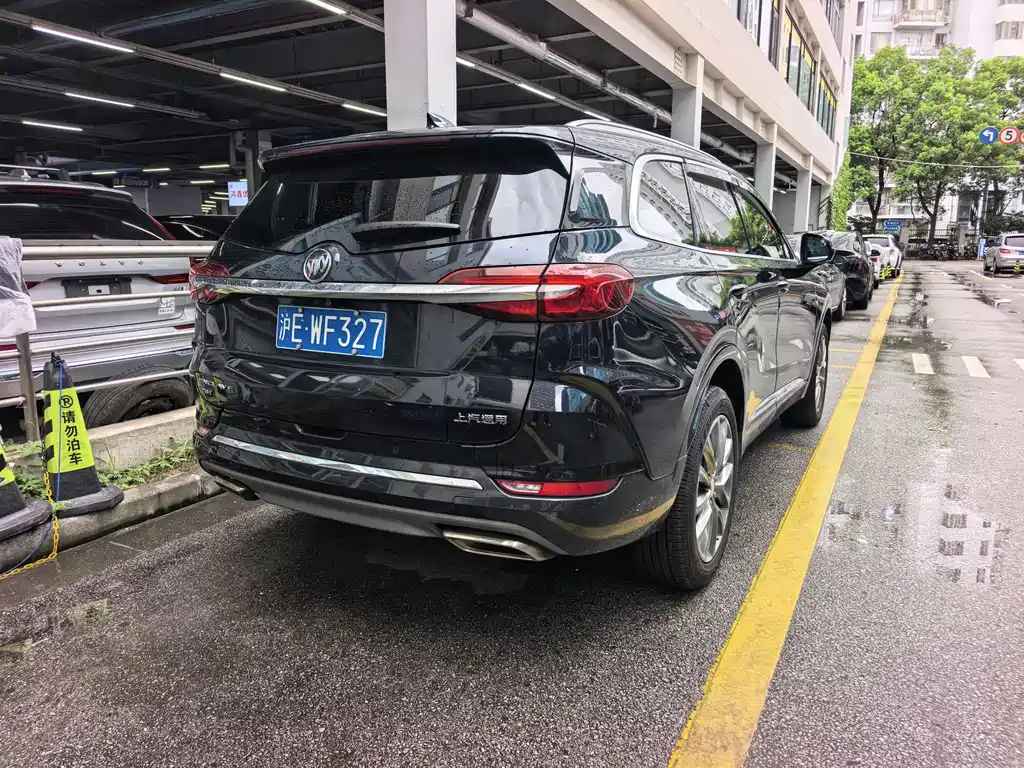 Buick Enclave — миниатюра 4