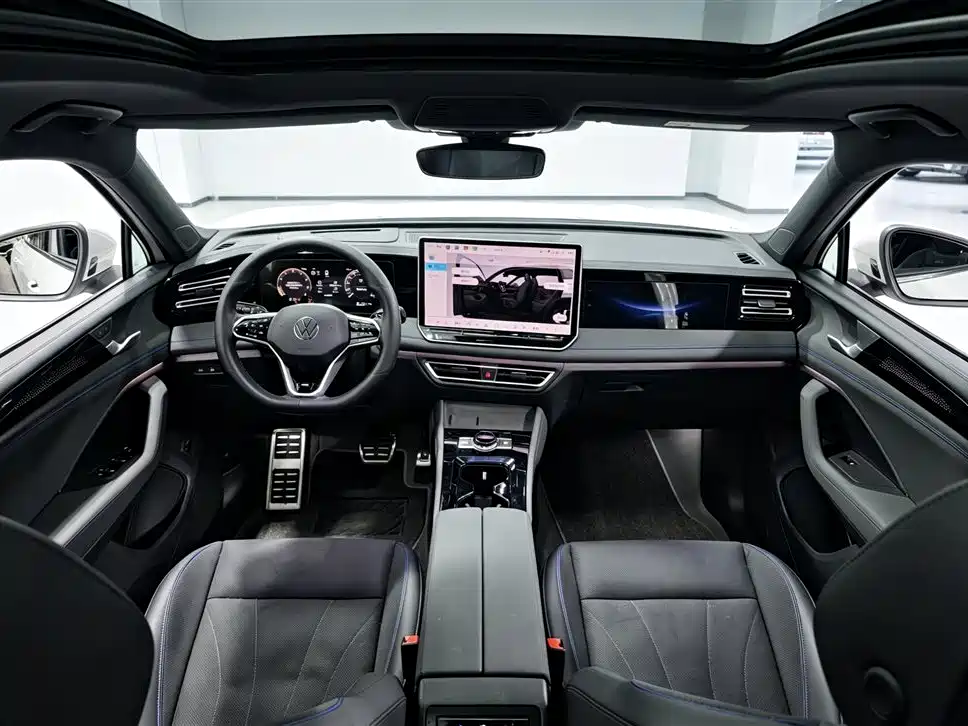 Volkswagen Tiguan L — миниатюра 10