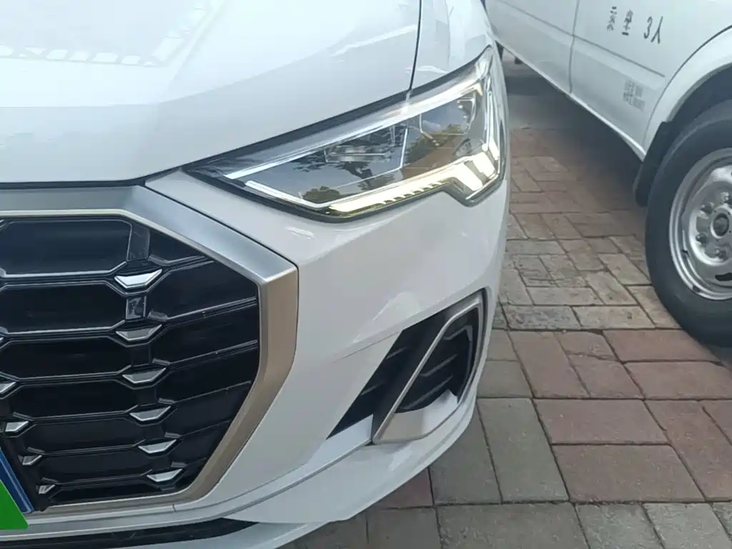 Audi Q3 — миниатюра 24