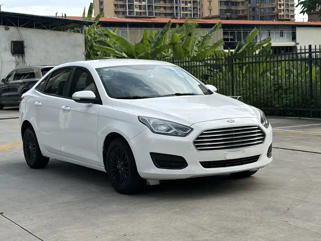 Ford Escort — миниатюра 4
