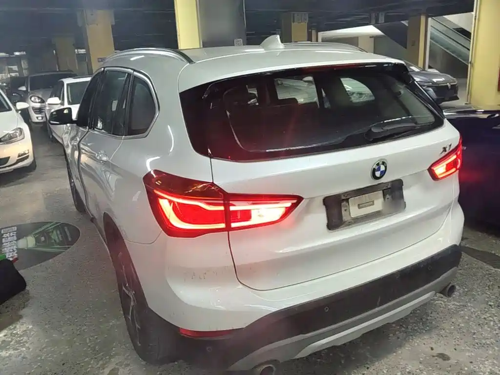 BMW X1 — миниатюра 5