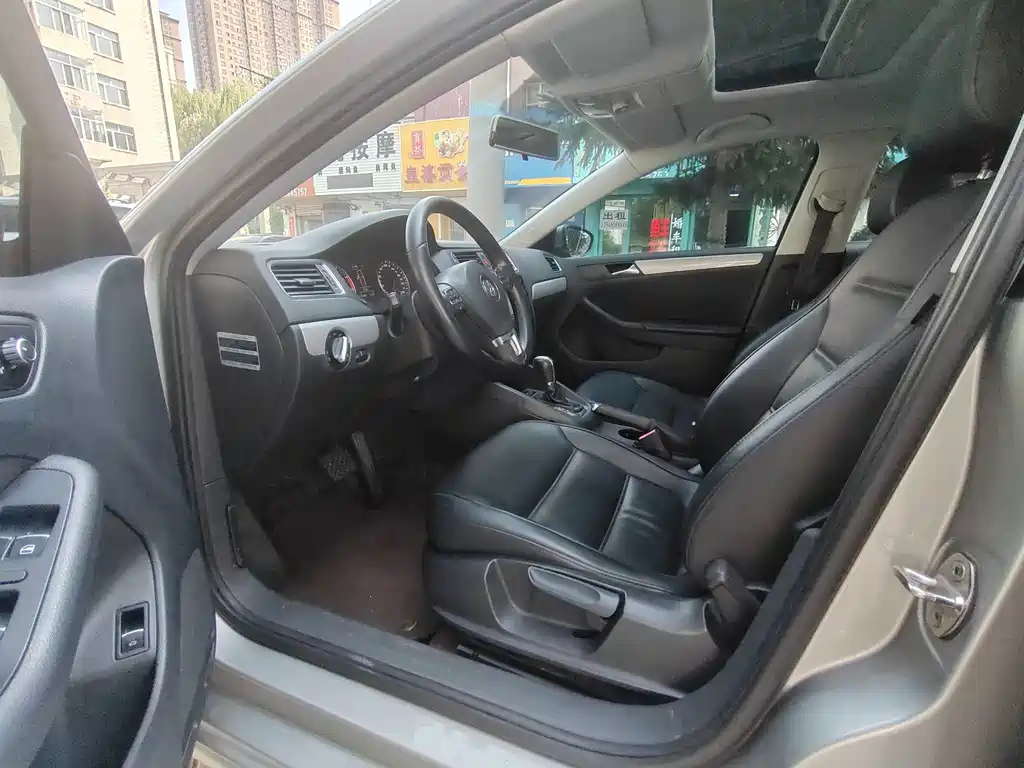 Volkswagen Sagitar — миниатюра 9