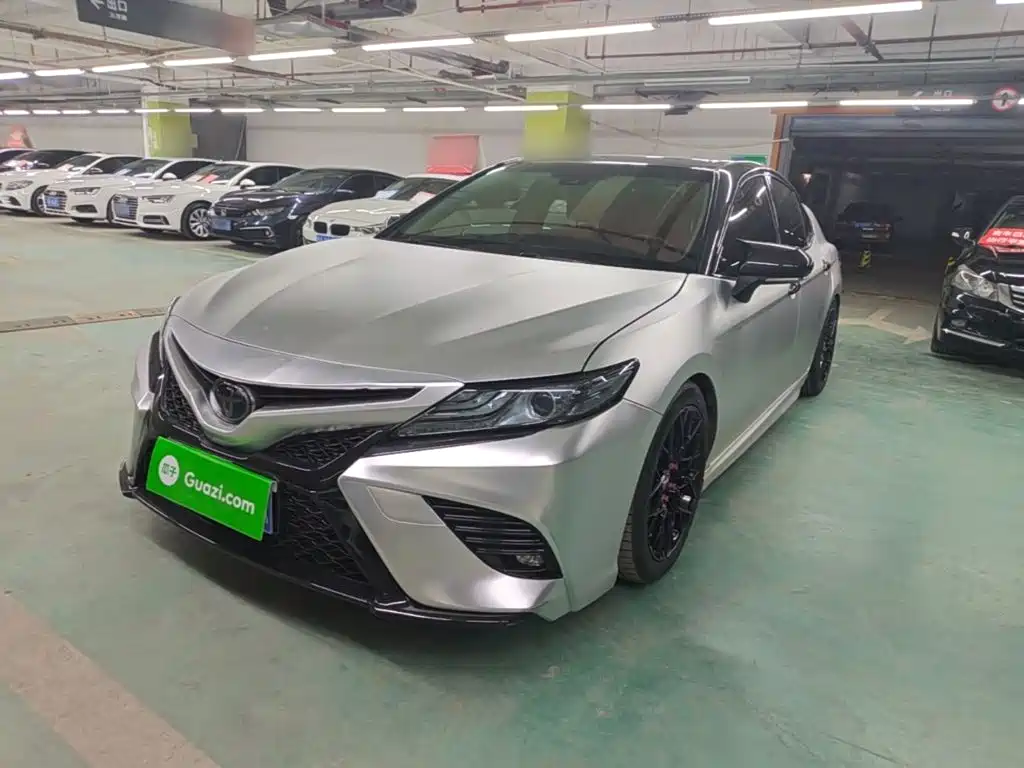 Toyota Camry — миниатюра 2