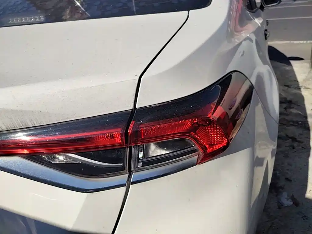 Toyota Corolla — миниатюра 8