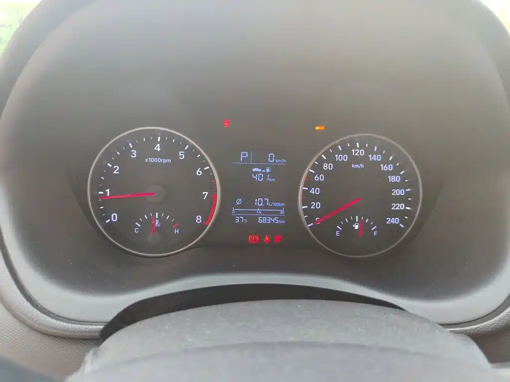 Hyundai Elantra — миниатюра 7