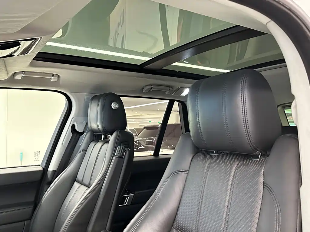 Land Rover Range Rover — миниатюра 11