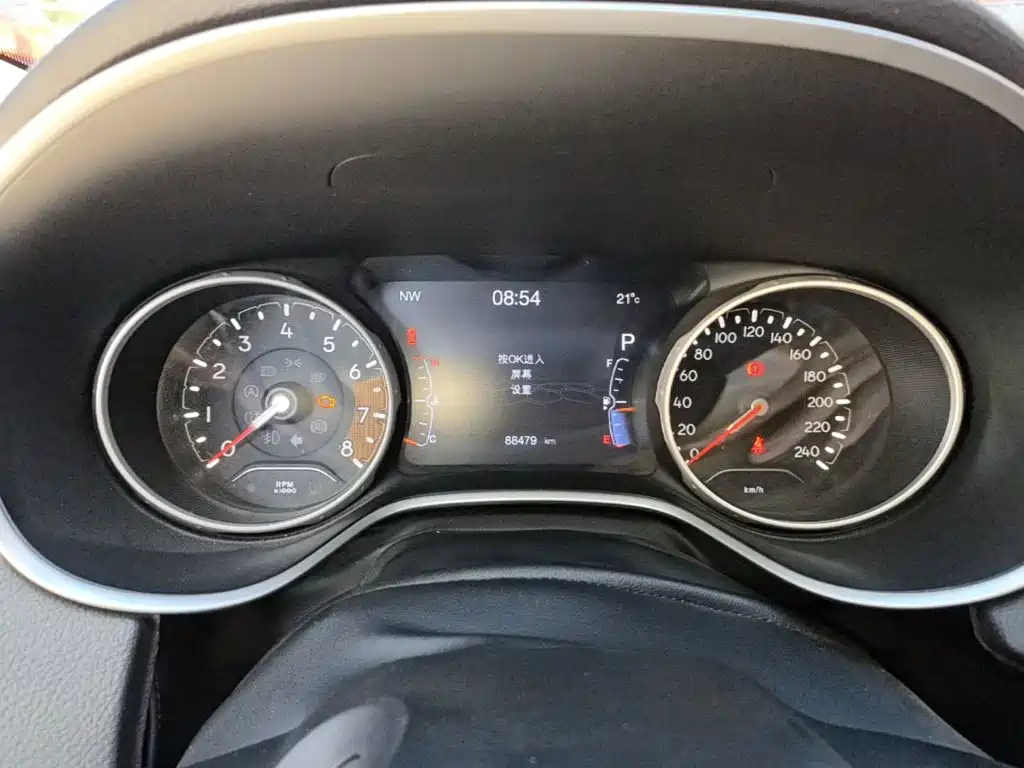 Jeep Compass — миниатюра 12
