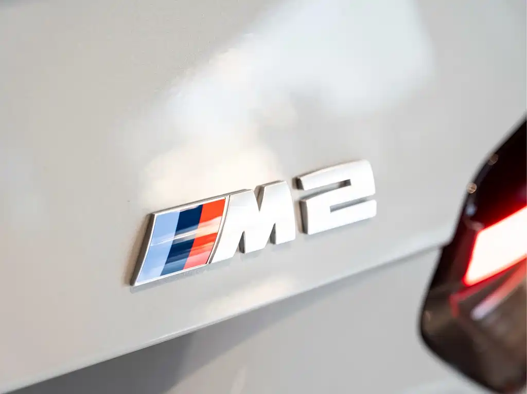 BMW M2 — миниатюра 13