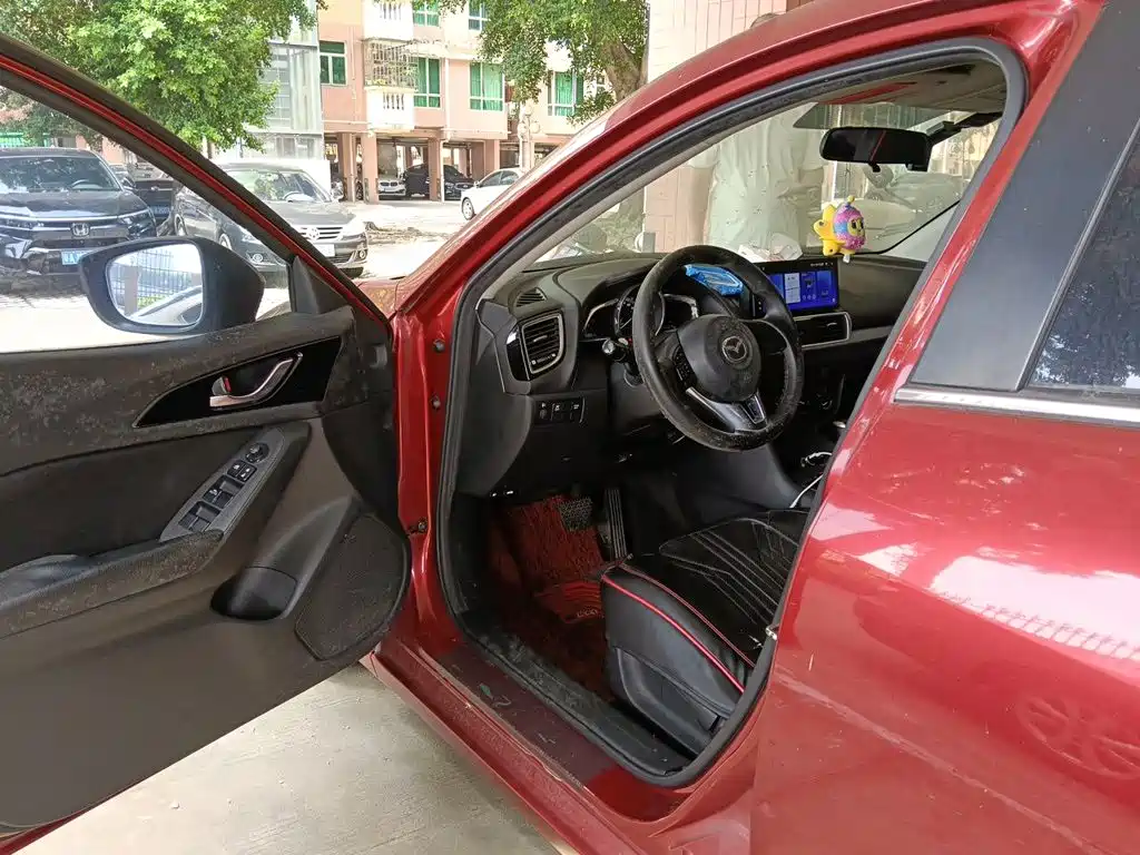 Mazda 3 Axela — миниатюра 14