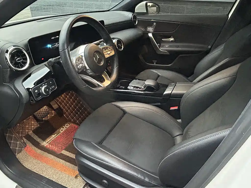 Mercedes-Benz A-Class — миниатюра 11