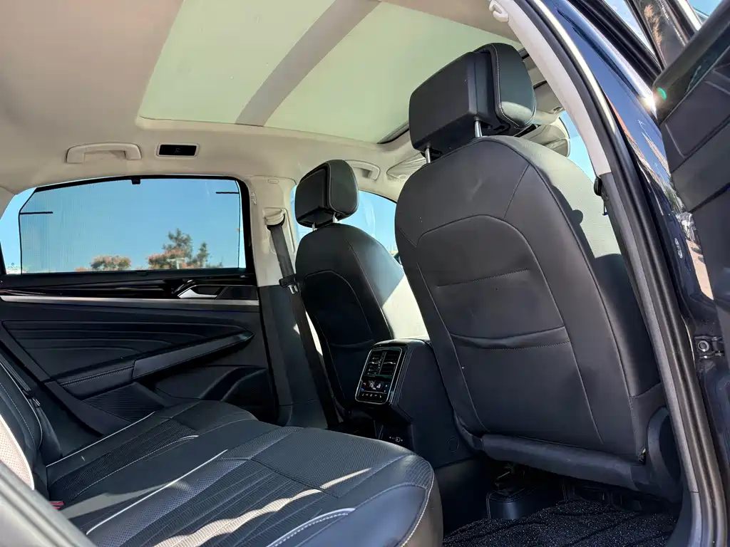 Volkswagen Passat — миниатюра 15