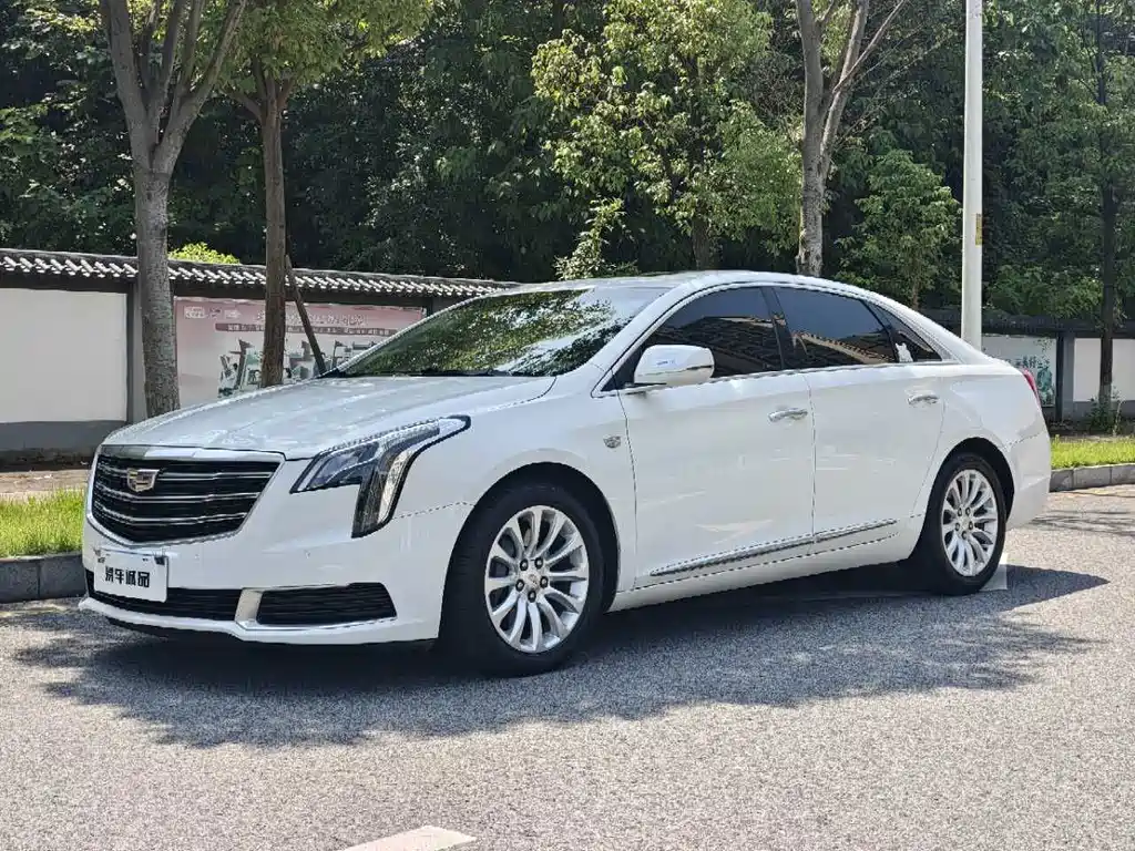Cadillac XTS
