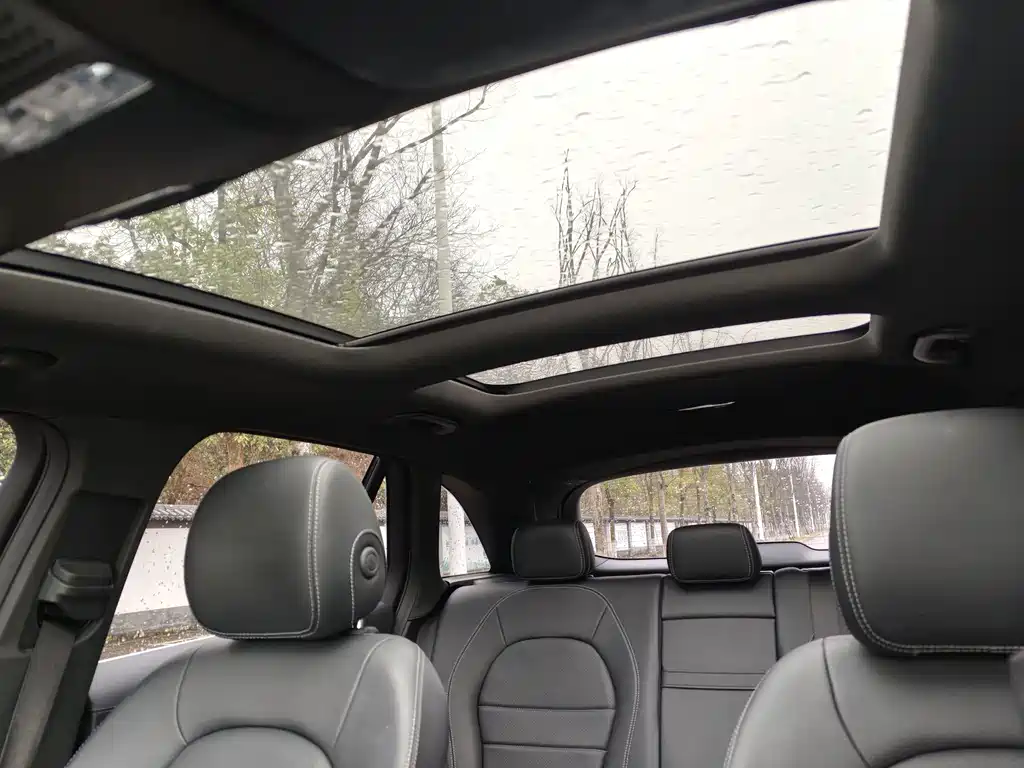Mercedes-Benz GLC — миниатюра 12