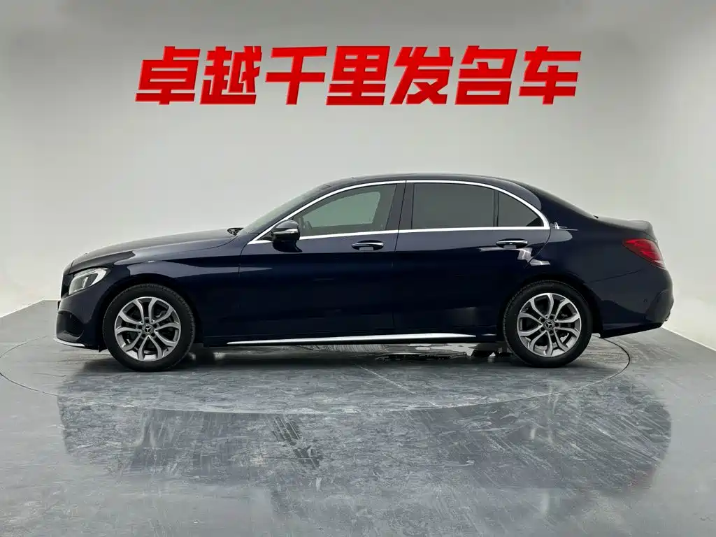 Mercedes-Benz C-Class — миниатюра 5
