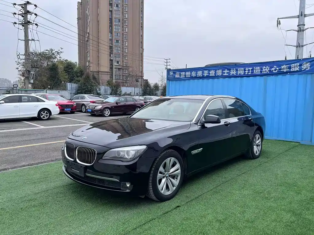 BMW 7 Series 2011