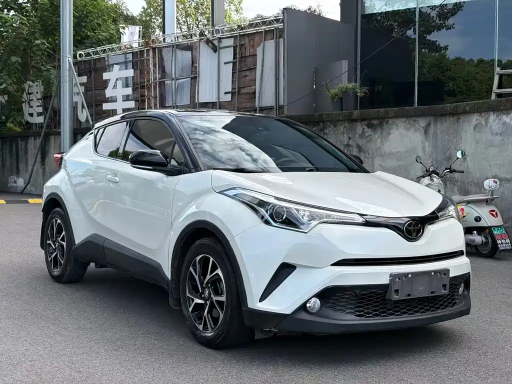 Toyota C-HR — миниатюра 3