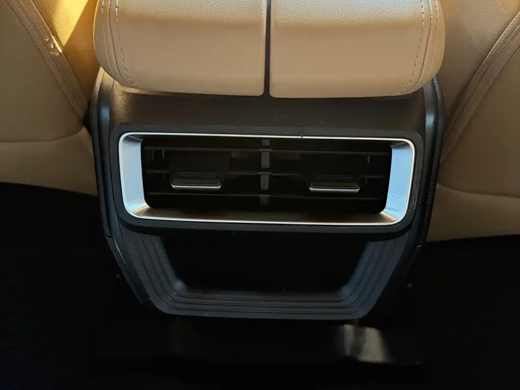 Geely Haoyue L — миниатюра 12