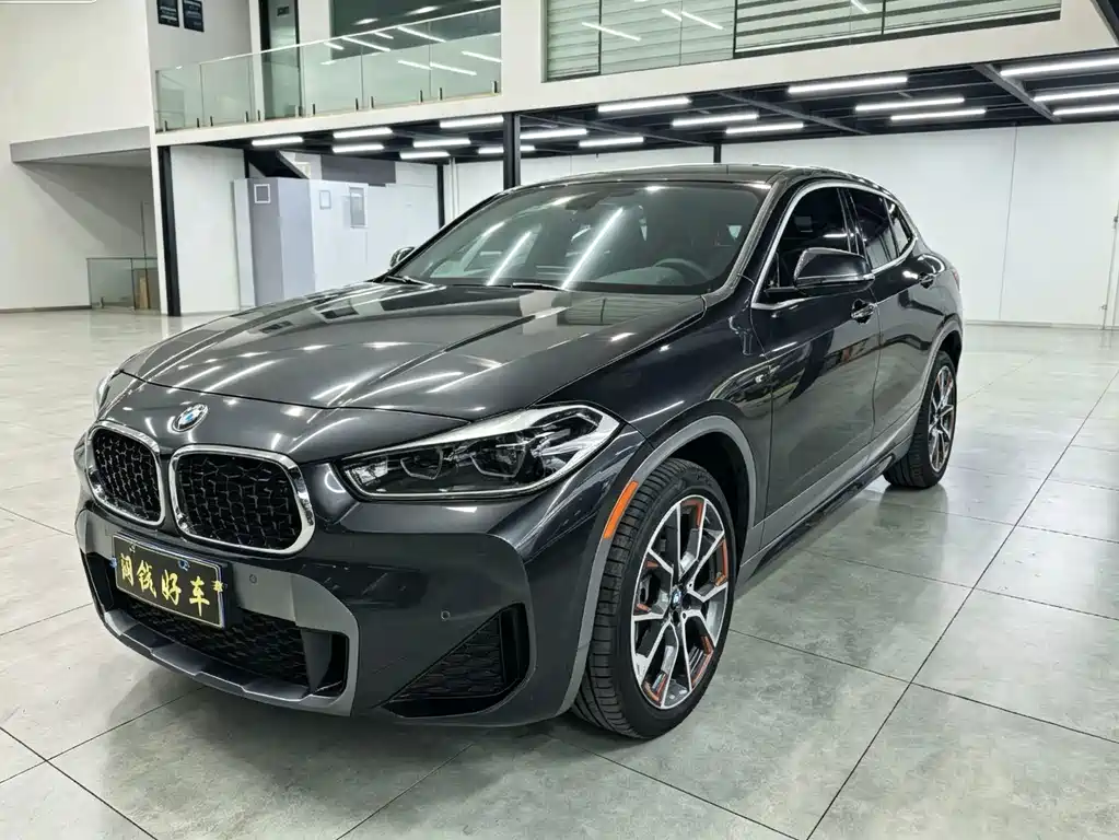 BMW X2
