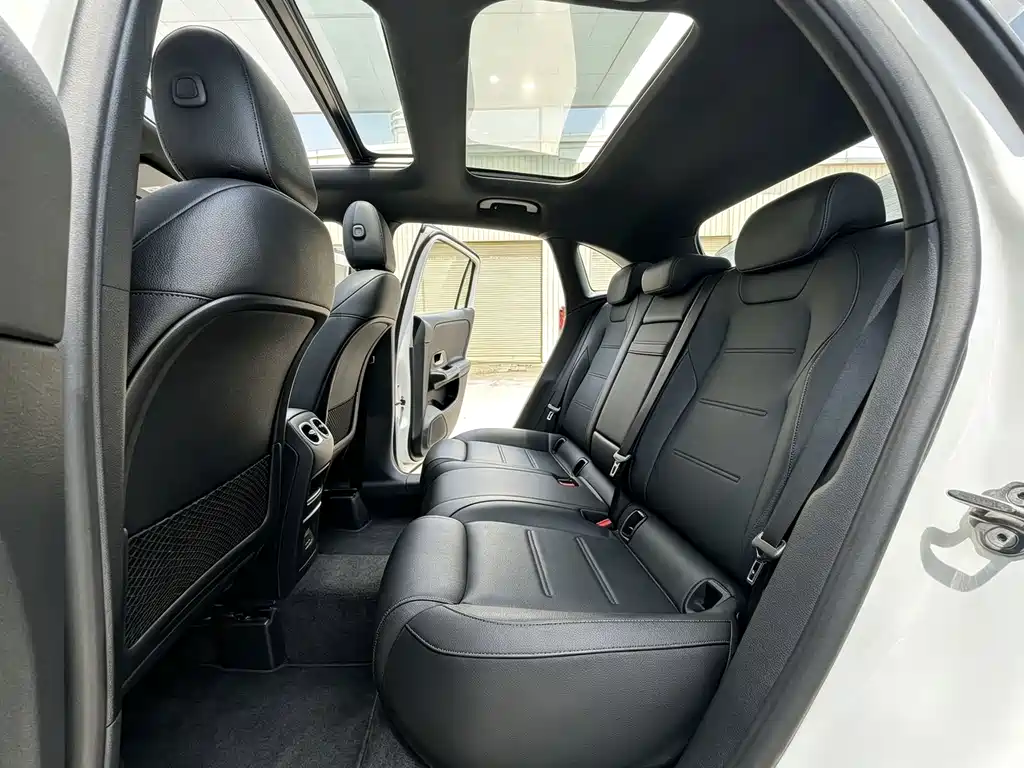 Mercedes-Benz GLA — миниатюра 9