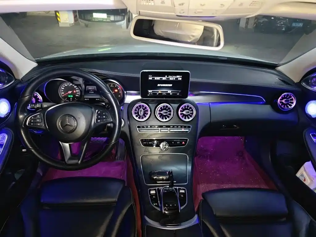 Mercedes-Benz C-Class — миниатюра 13