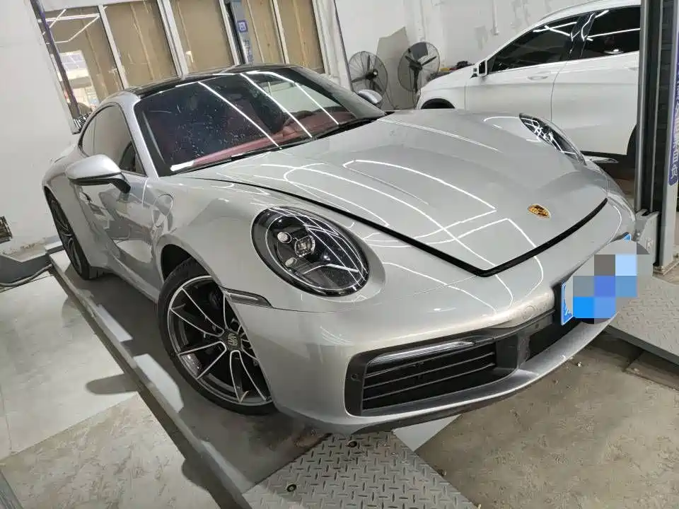 Porsche 911 2023
