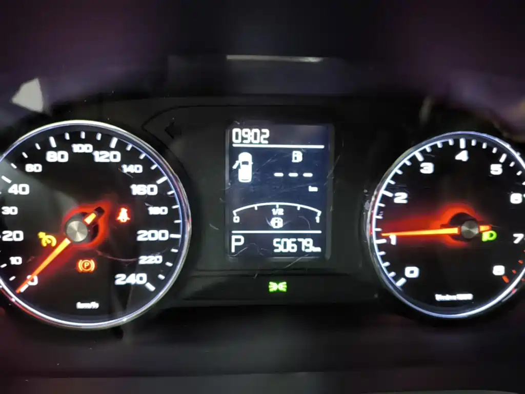 Roewe RX5 — миниатюра 12