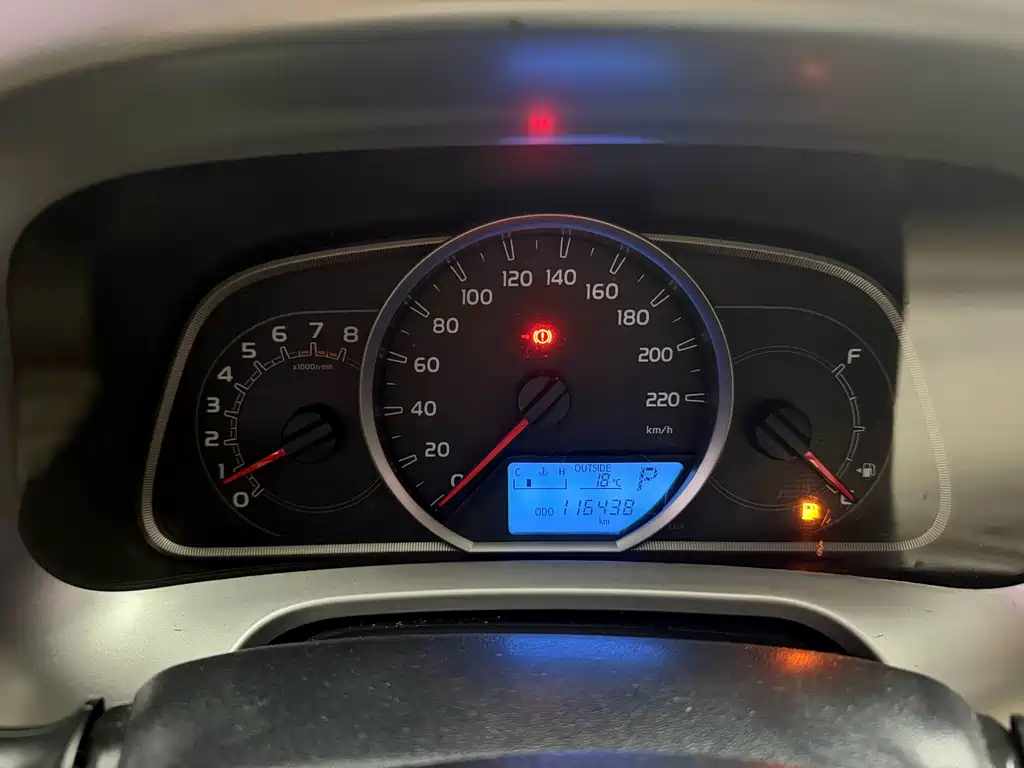 Toyota RAV4 — миниатюра 6