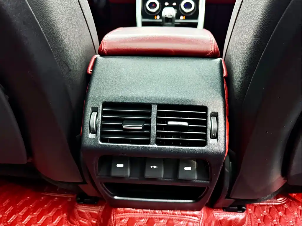 LAND ROVER DISCOVER SPORTS