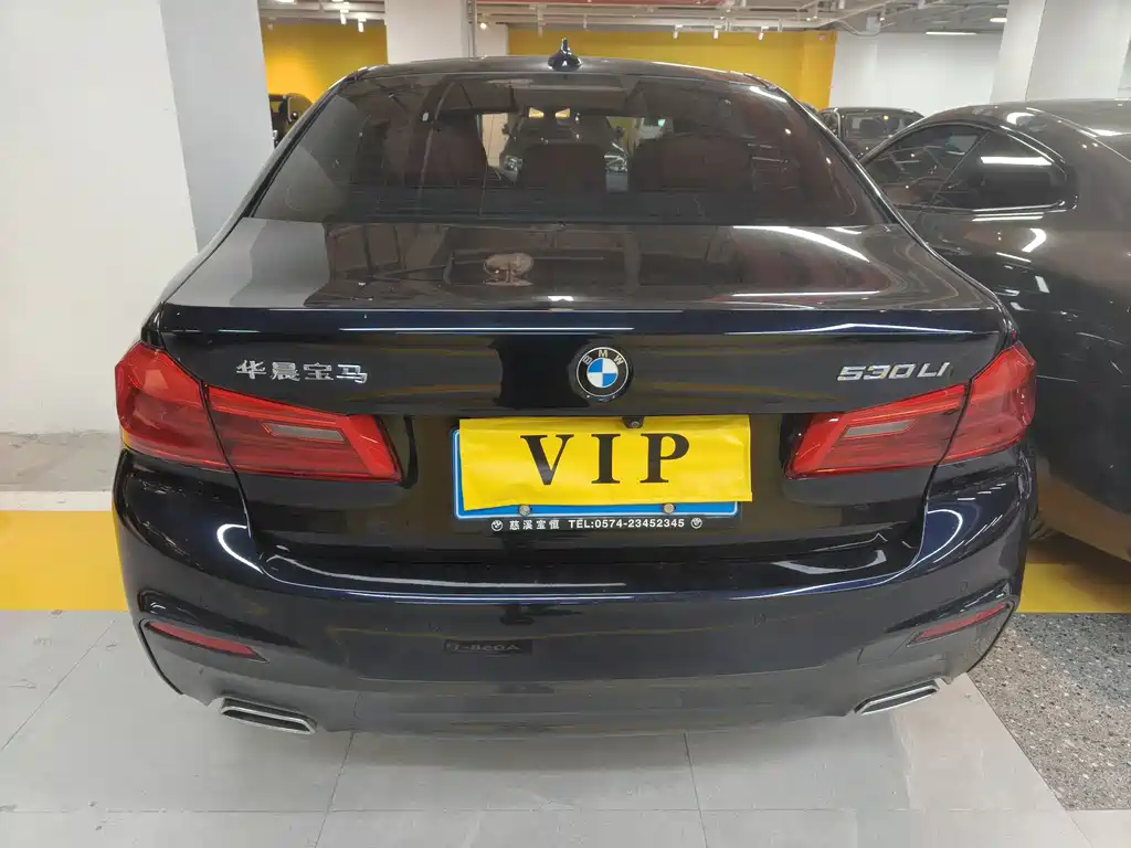 BMW 5 Series — миниатюра 15