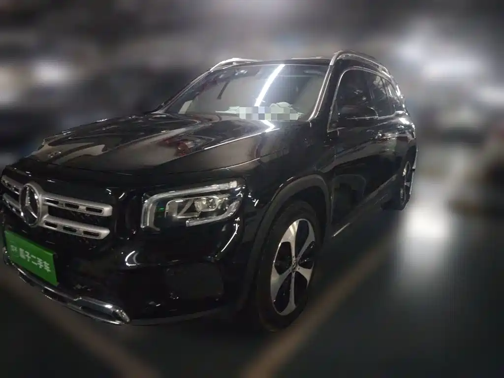 Mercedes-Benz GLB 2021