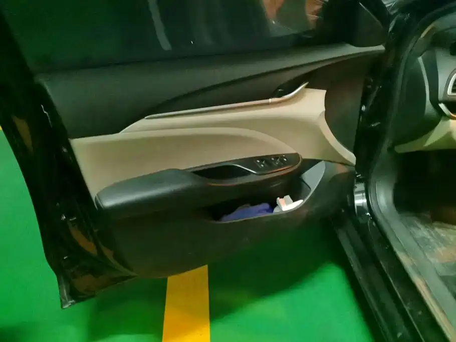 Buick Excelle — миниатюра 7