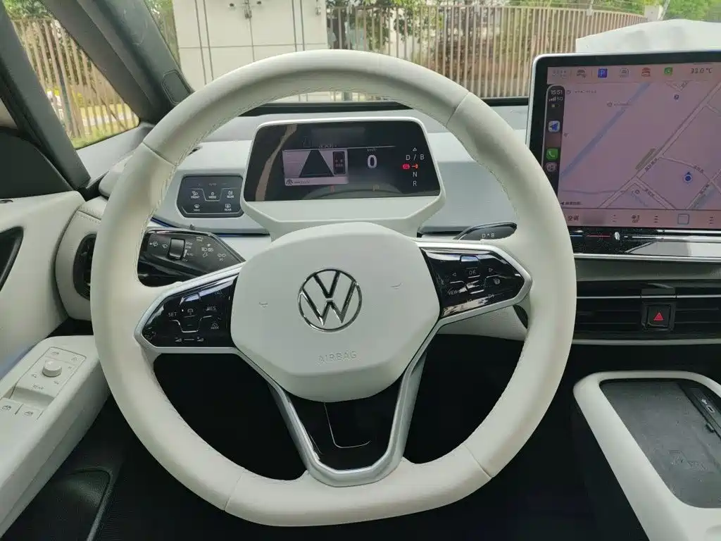 Volkswagen ID.3 — миниатюра 3