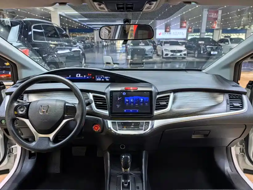 Honda Jade — миниатюра 7