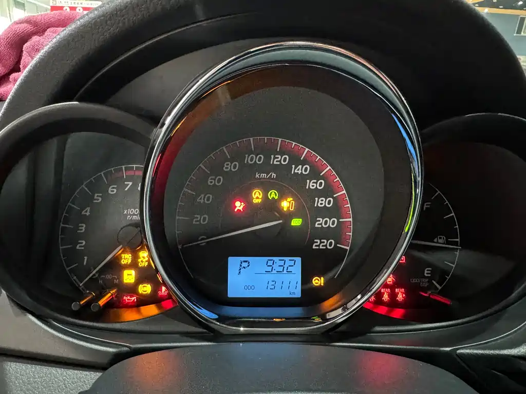 Toyota Vios FS — миниатюра 11