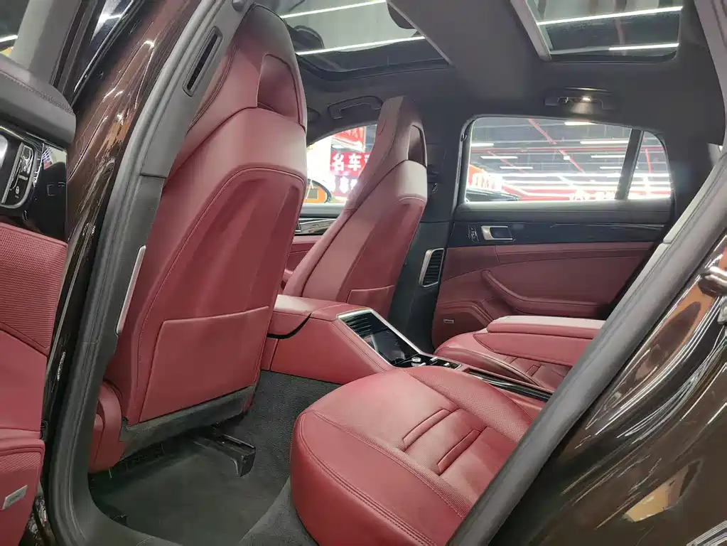 PORSCHE PANAMERA NEW ENERGY