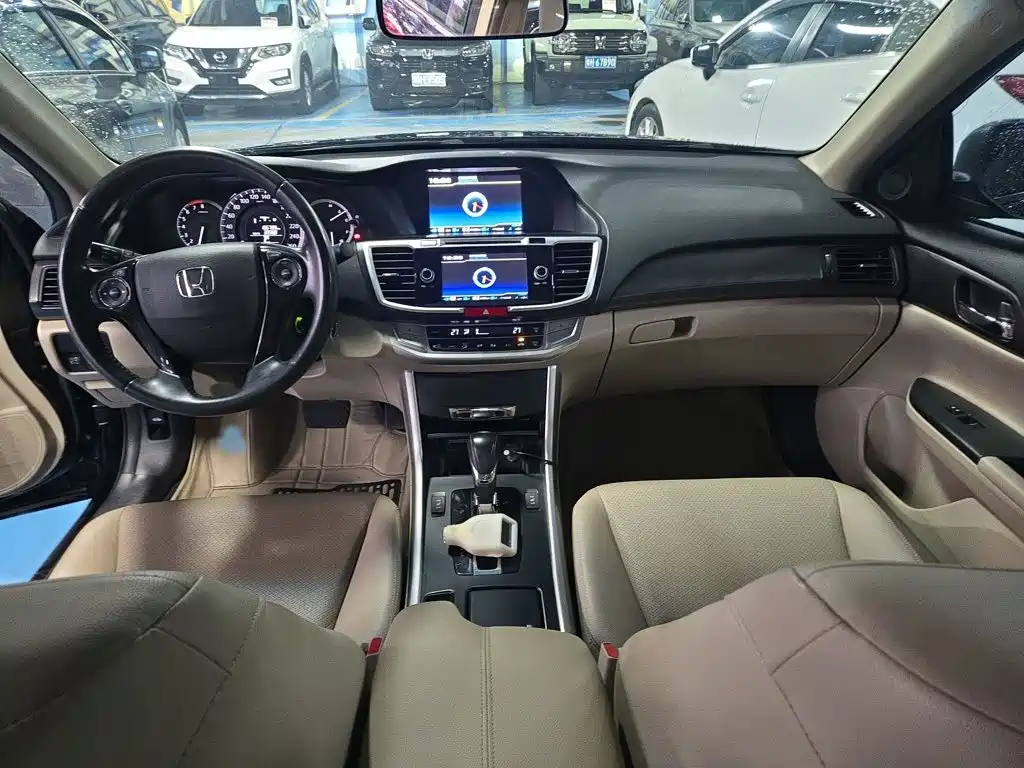 Honda Accord — миниатюра 21