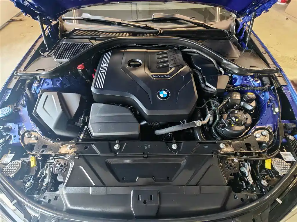 BMW 3 Series — миниатюра 3