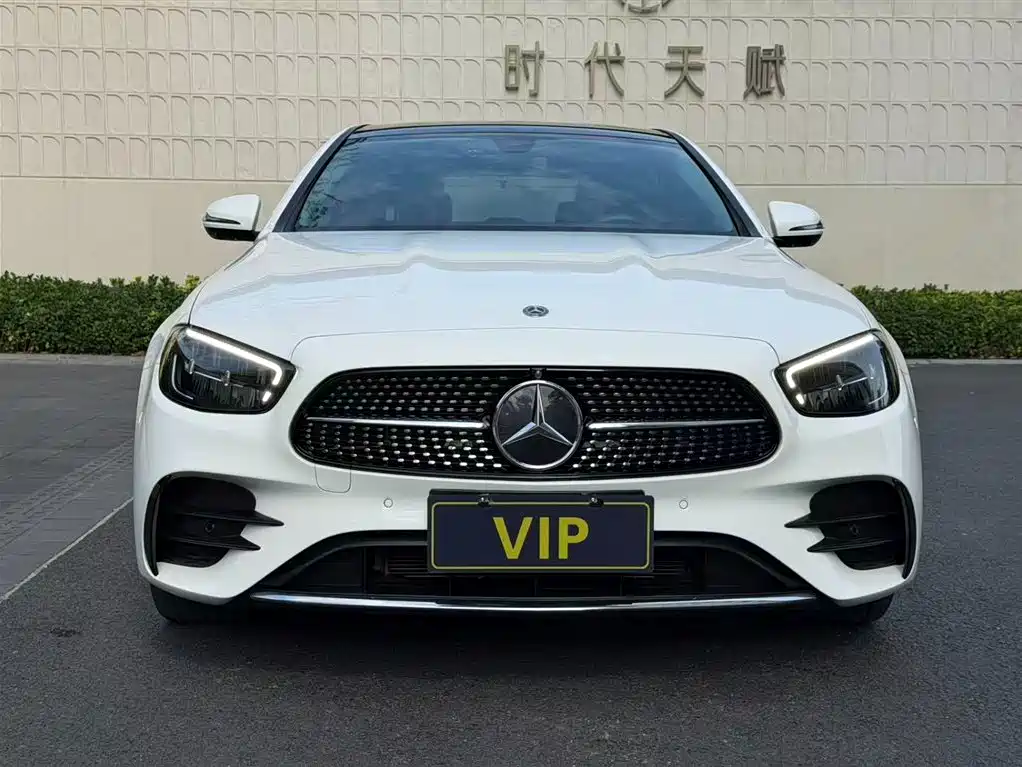 Mercedes-Benz E-Class 2021