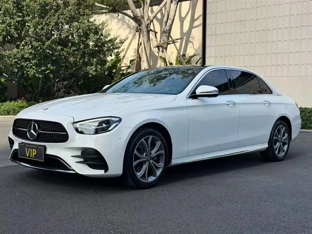 Mercedes-Benz E-Class 2021