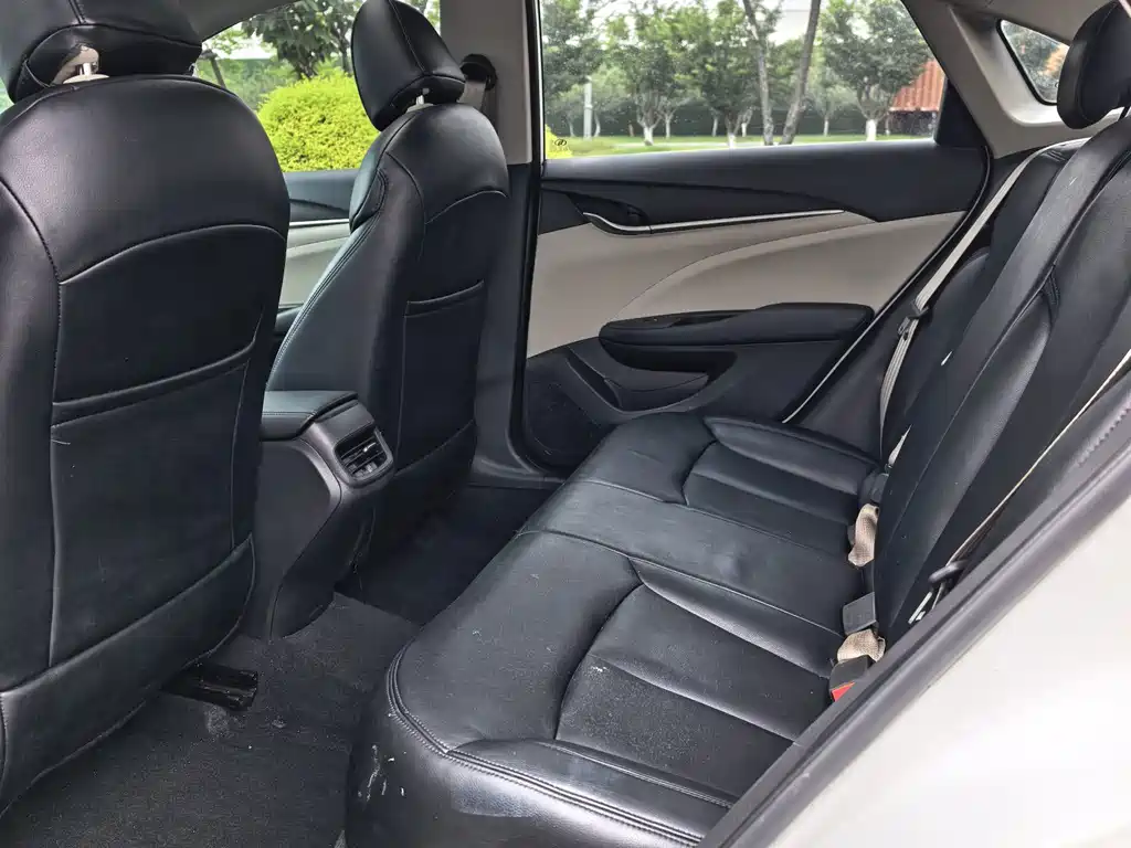 Buick Excelle — миниатюра 5
