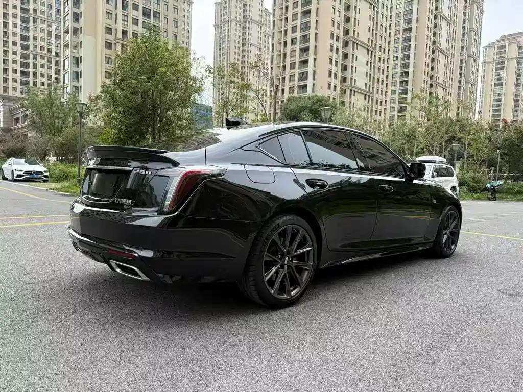 Cadillac CT5 — миниатюра 14